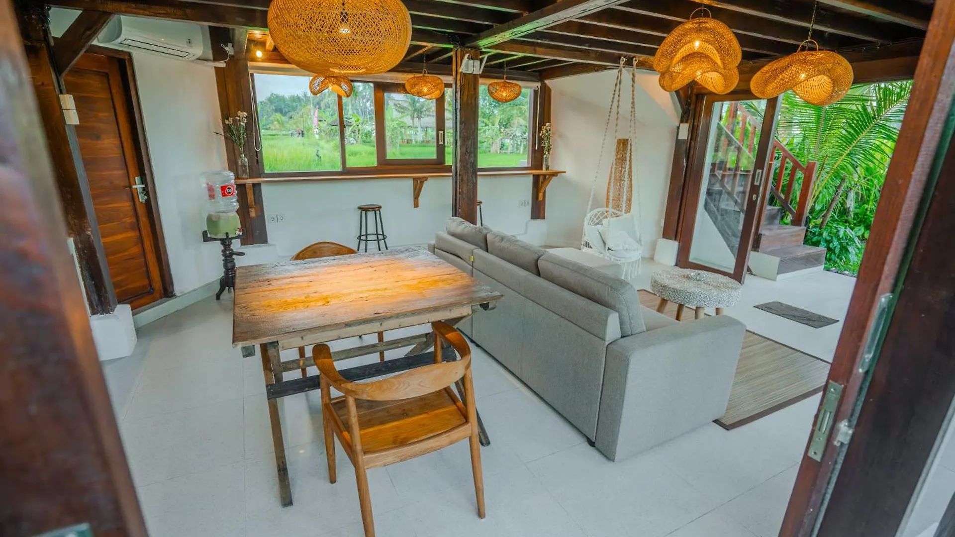 Green Swaha Mas Wooden Villa Ubud