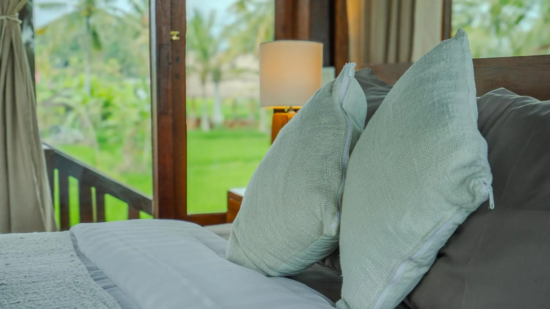 Green Swaha Mas Wooden Villa Ubud  Indonesia