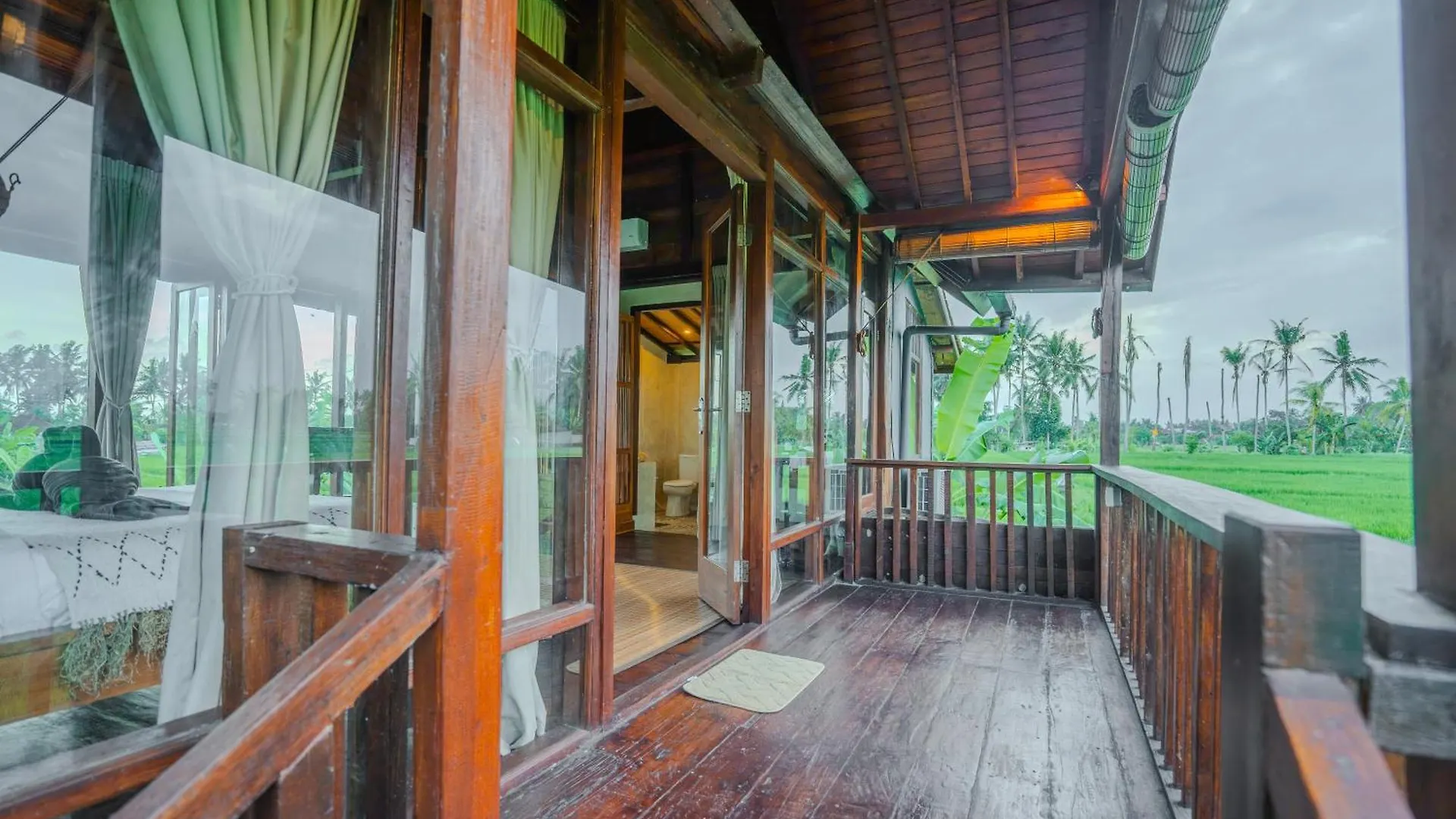 Green Swaha Mas Wooden Villa Ubud  Indonesia